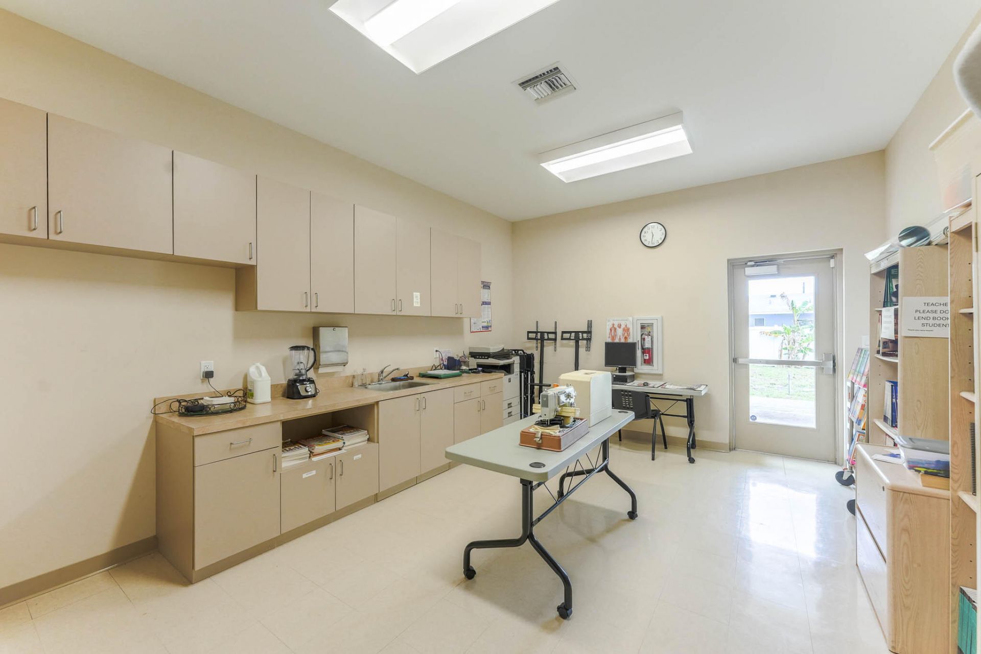 912 SE 4th Street, Boynton Beach, FL 33474 Photo