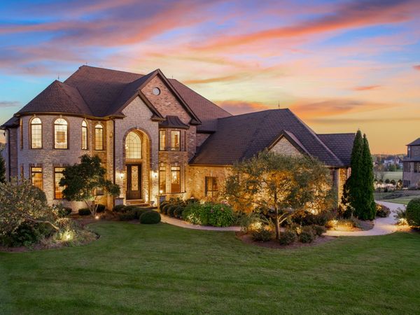 39W431 Long Meadow Lane , St. Charles, IL 60175