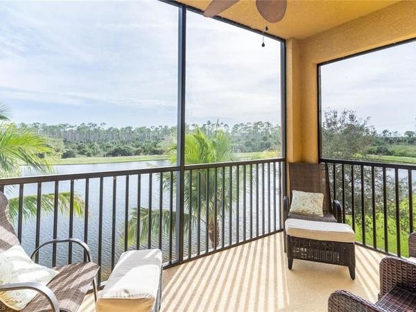 9731 Acqua CT, Unit 536, NAPLES, FL 34113