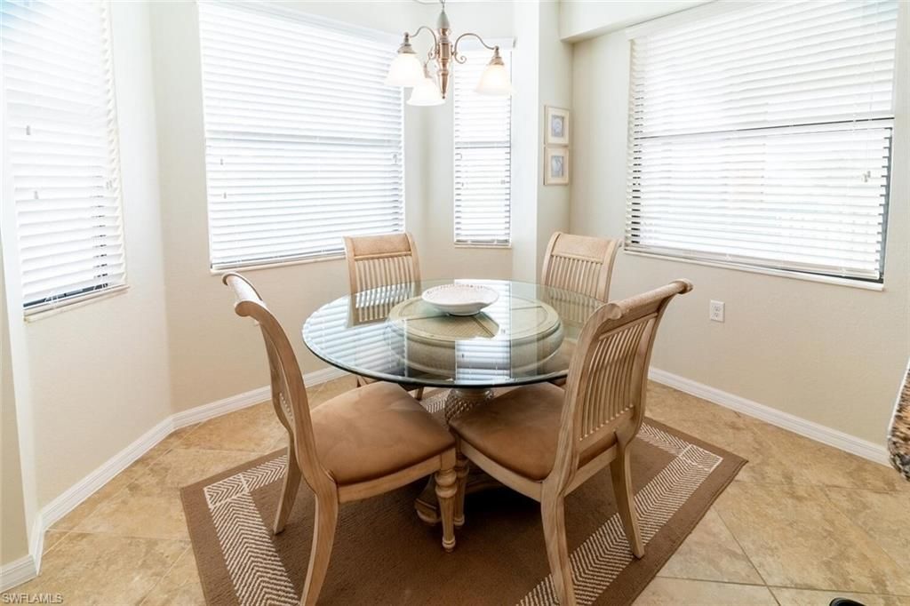 9731 Acqua Ct, Unit 536, Naples, FL 34113 Photo