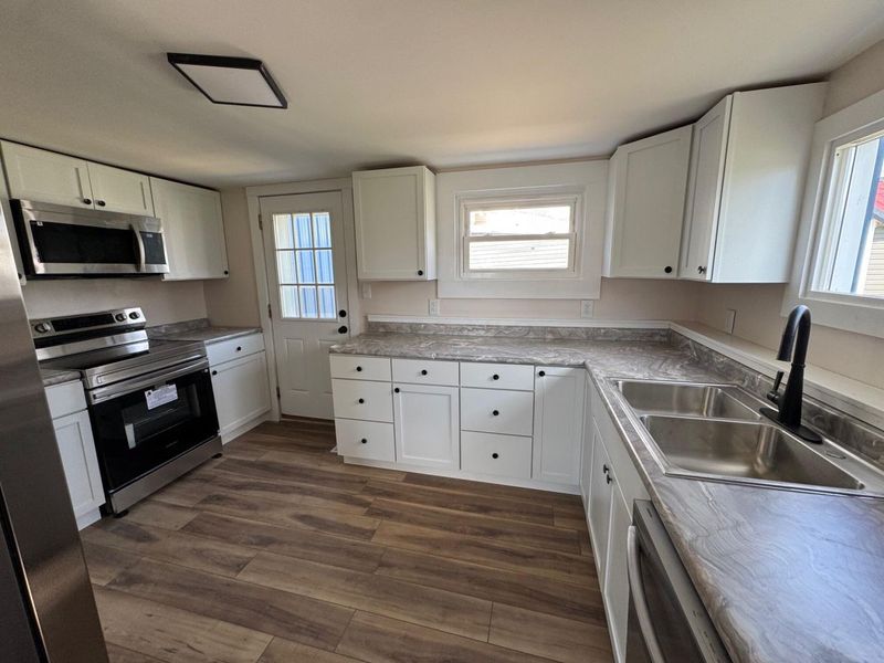 624 S Scioto Street , Circleville, OH 43113 Photo 3