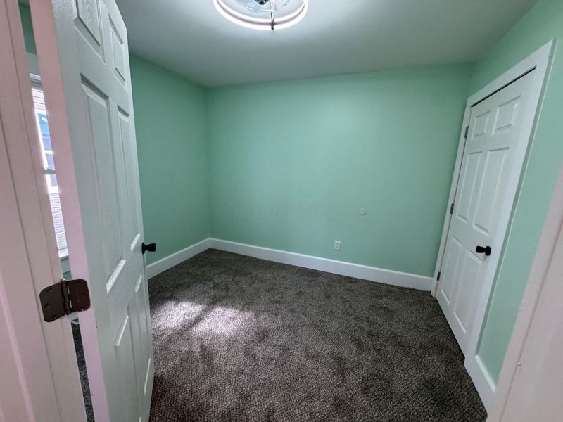 624 S Scioto Street , Circleville, OH 43113 Photo 5