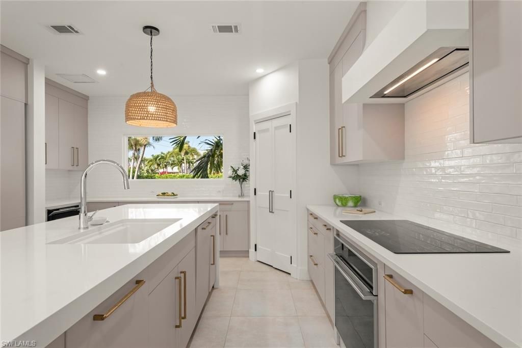 1146 Golden Olive Ct, Sanibel, FL 33957 Photo