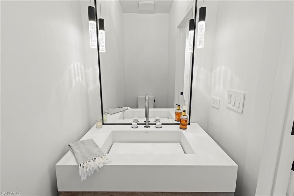 1146 Golden Olive Ct, Sanibel, FL 33957 Photo