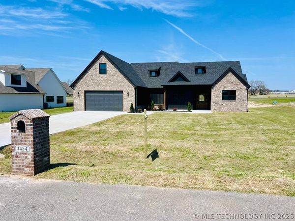 1484 Darlene Lane, Fort Gibson, OK 74434