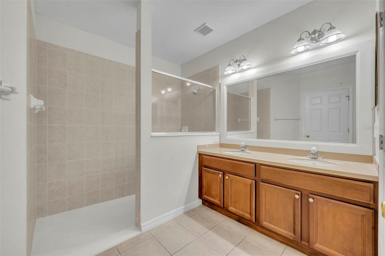 9435 Myrtle Creek Lane , Unit 307, Orlando, FL 32832 Photo