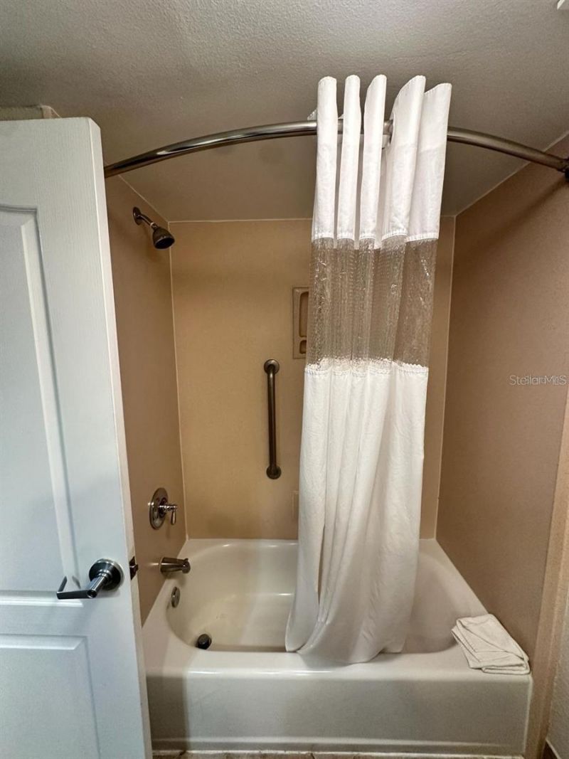 3000 Maingate Lane , Unit 326, Kissimmee, FL 34747 Photo