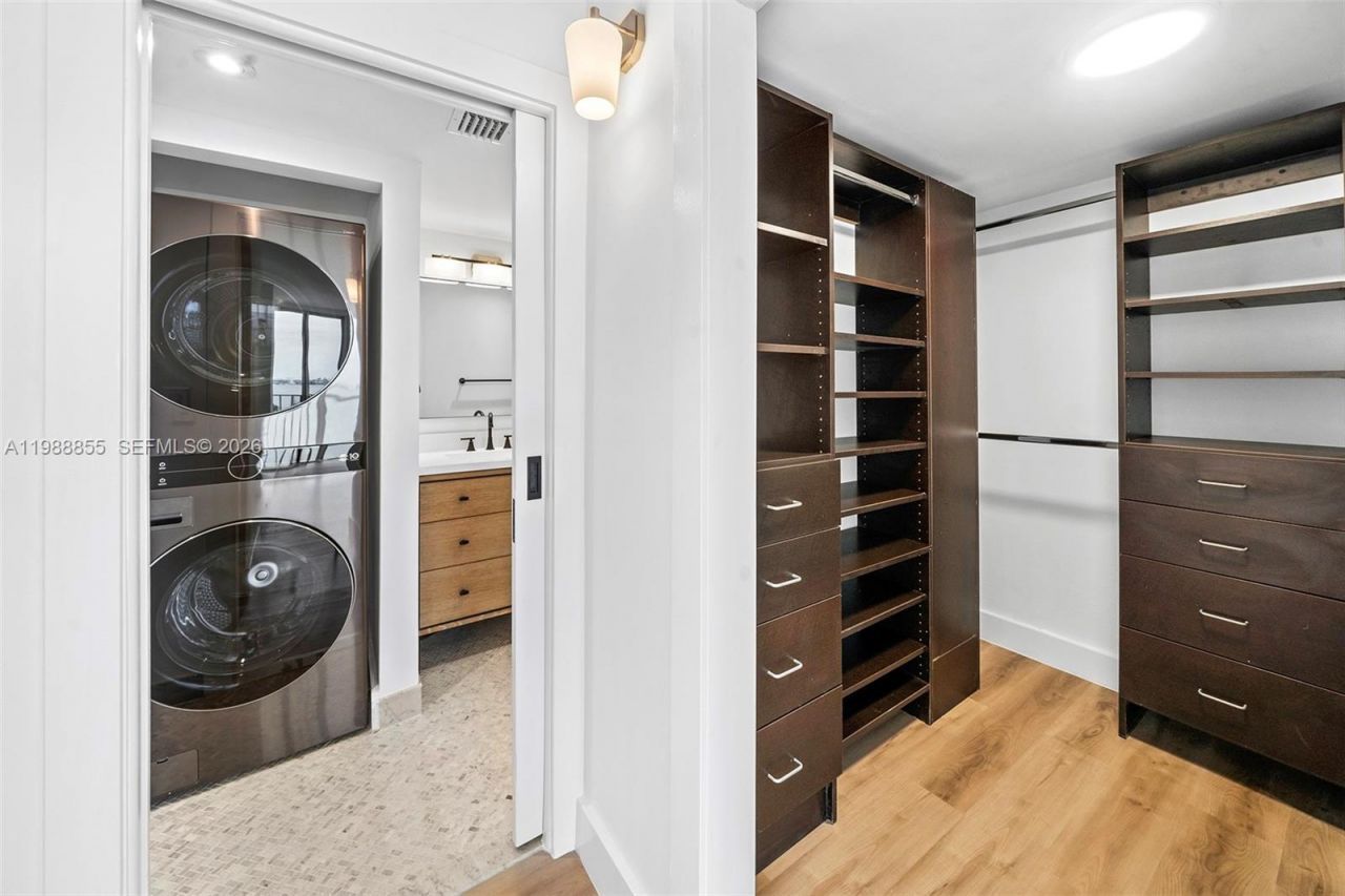 7601 E Treasure Dr , Unit 1915, North Bay Village, FL 33141 Photo