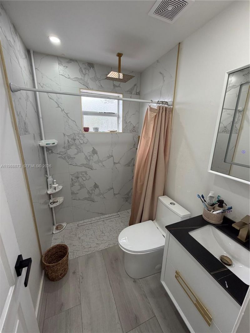 660 SW 30th Ter , Fort Lauderdale, FL 33312 Photo