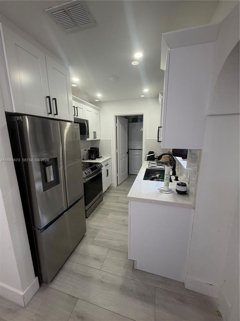 660 SW 30th Ter , Fort Lauderdale, FL 33312 Photo