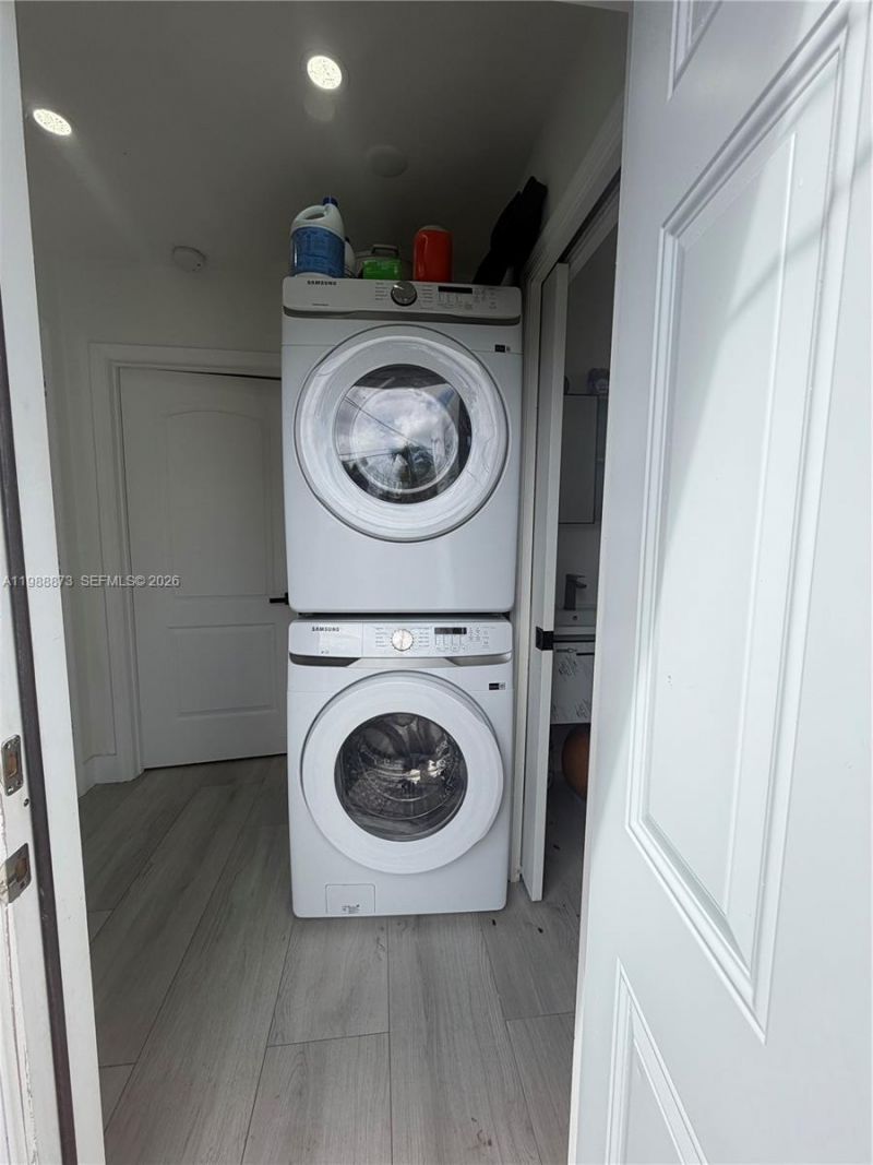 660 SW 30th Ter , Fort Lauderdale, FL 33312 Photo