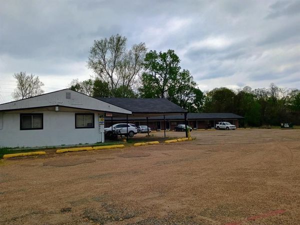 901 W 7th Street, Texarkana, TX 75501