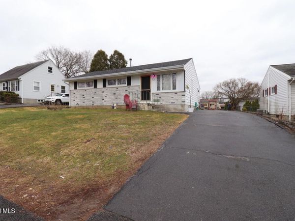 12 Nelson Avenue, Latham, NY 12110