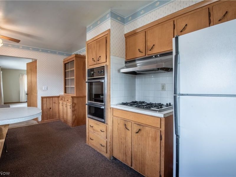 483 Hillman Road, Akron, OH 44312 Photo 5