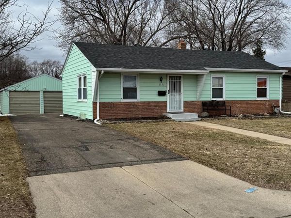 1135 Bidwell Street, West Saint Paul, MN 55118