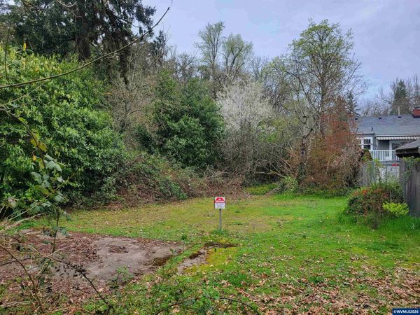 1110 Lee St SE, Salem, OR 97301