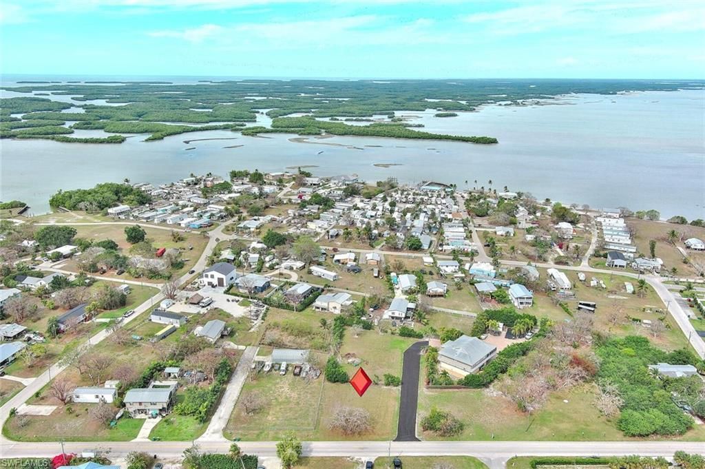 261 Smallwood Dr , Chokoloskee, FL 34138 Photo