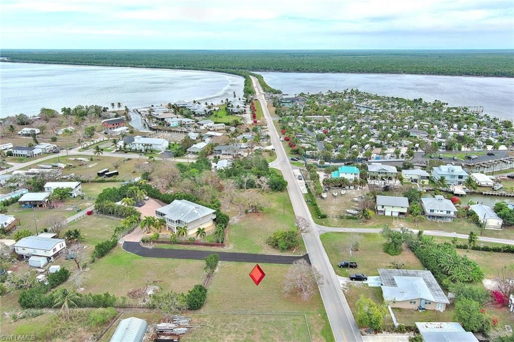 261 Smallwood Dr , Chokoloskee, FL 34138 Photo