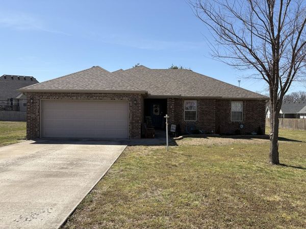 406 Todd Lane, Mt Vernon, MO 65712