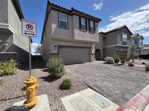 7008 Dandelion Park Avenue, Las Vegas, NV 89113