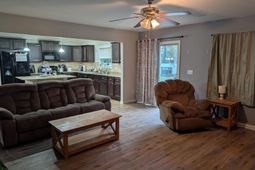 121 Graceland Court photo 4