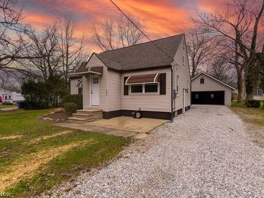 1295 E 357th Street, Eastlake, OH 44095