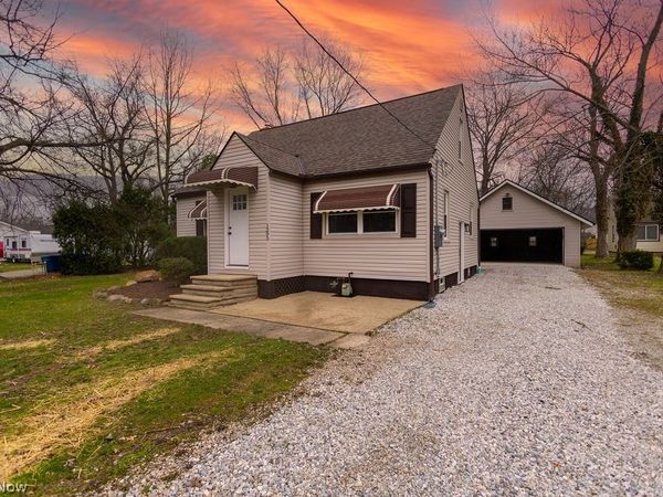 1295 E 357th Street, Eastlake, OH 44095