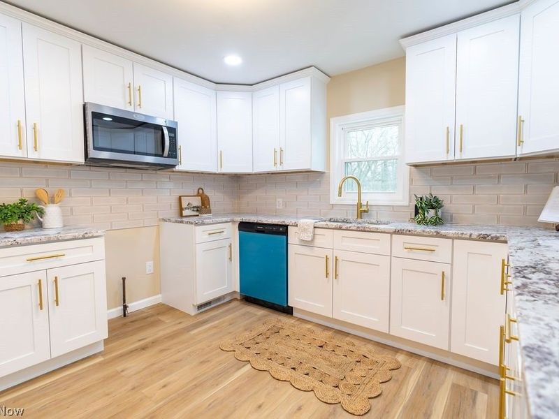 1295 E 357th Street, Eastlake, OH 44095 Photo 12