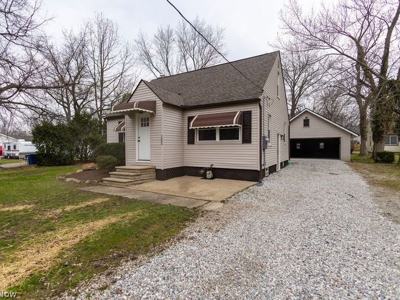 1295 E 357th Street, Eastlake, OH 44095 Photo 3