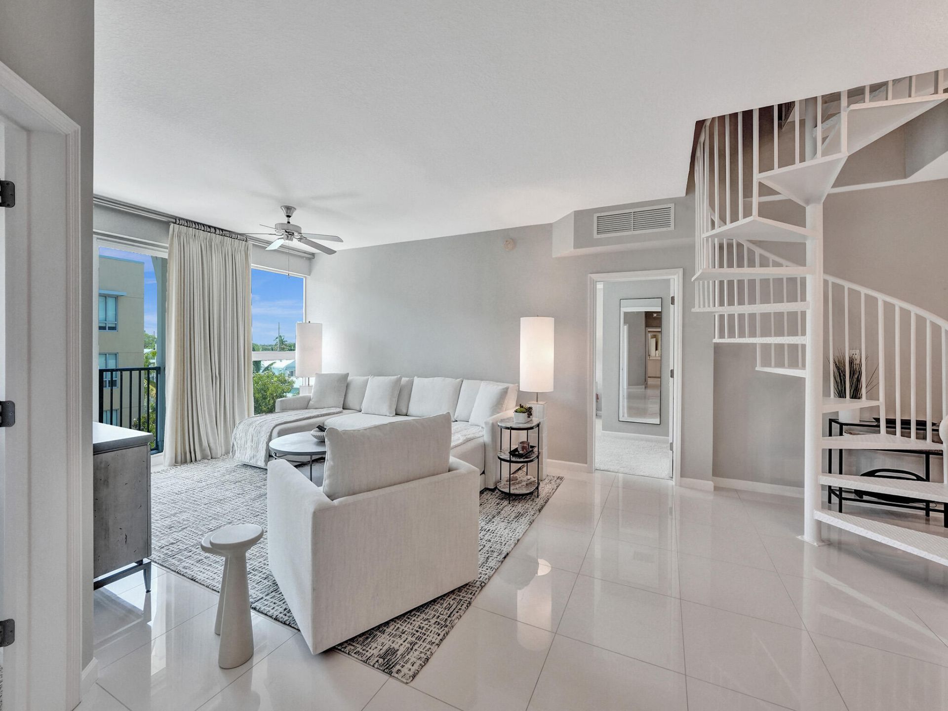 225 NE 1st Street, Unit 412, Delray Beach, FL 33444 Photo