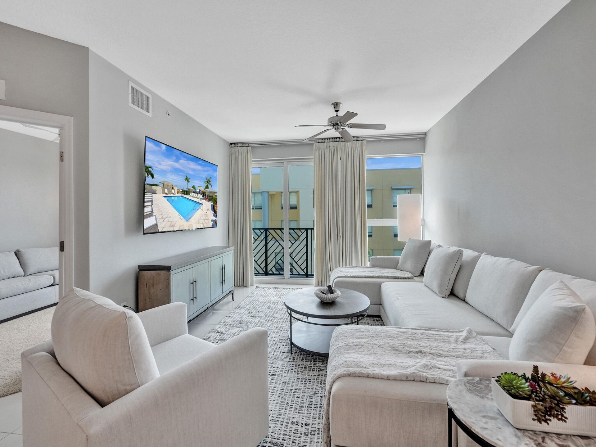 225 NE 1st Street, Unit 412, Delray Beach, FL 33444 Photo