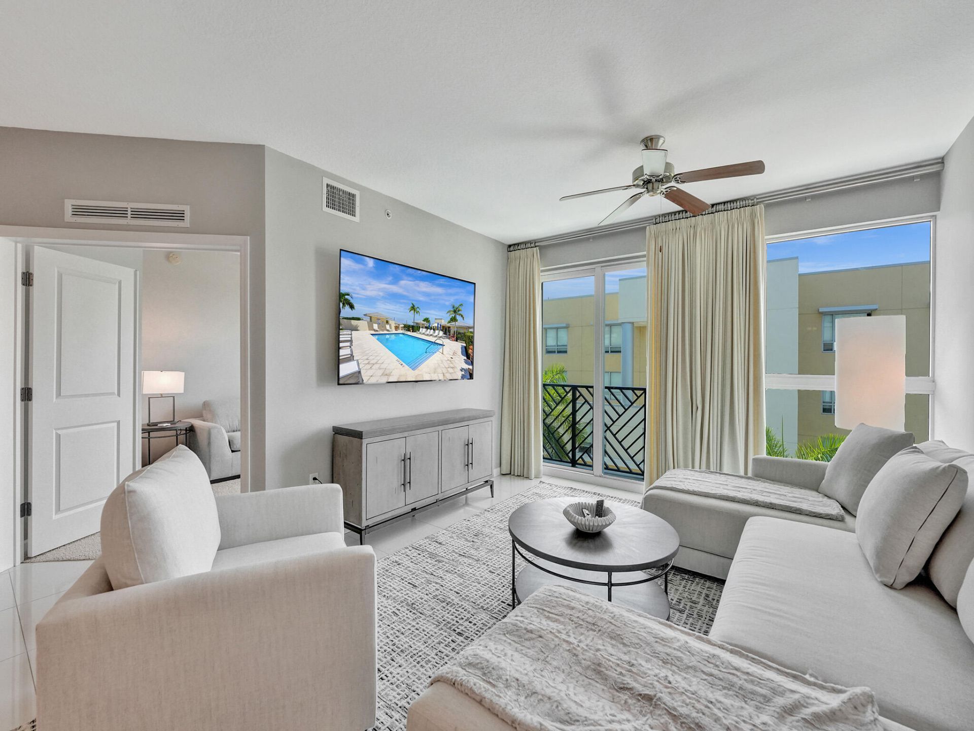 225 NE 1st Street, Unit 412, Delray Beach, FL 33444 Photo