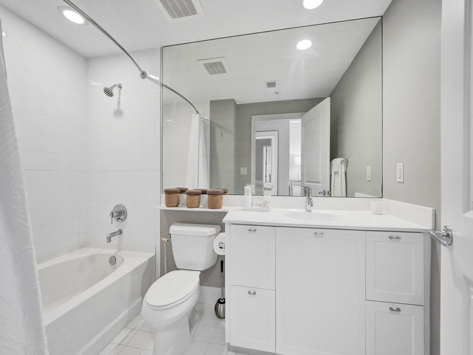 225 NE 1st Street, Unit 412, Delray Beach, FL 33444 Photo