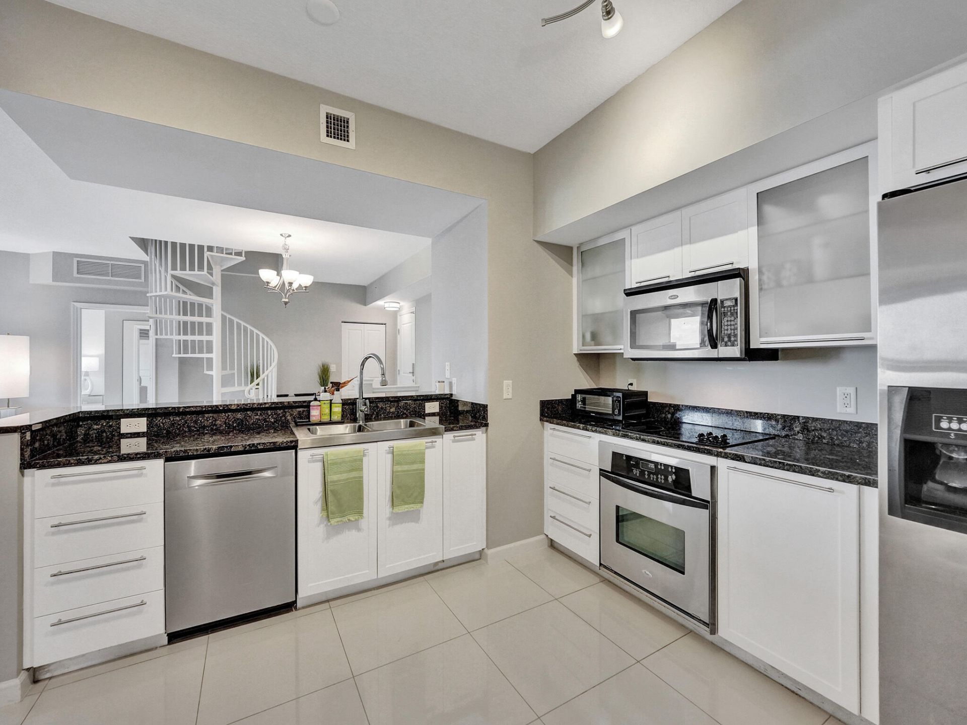 225 NE 1st Street, Unit 412, Delray Beach, FL 33444 Photo