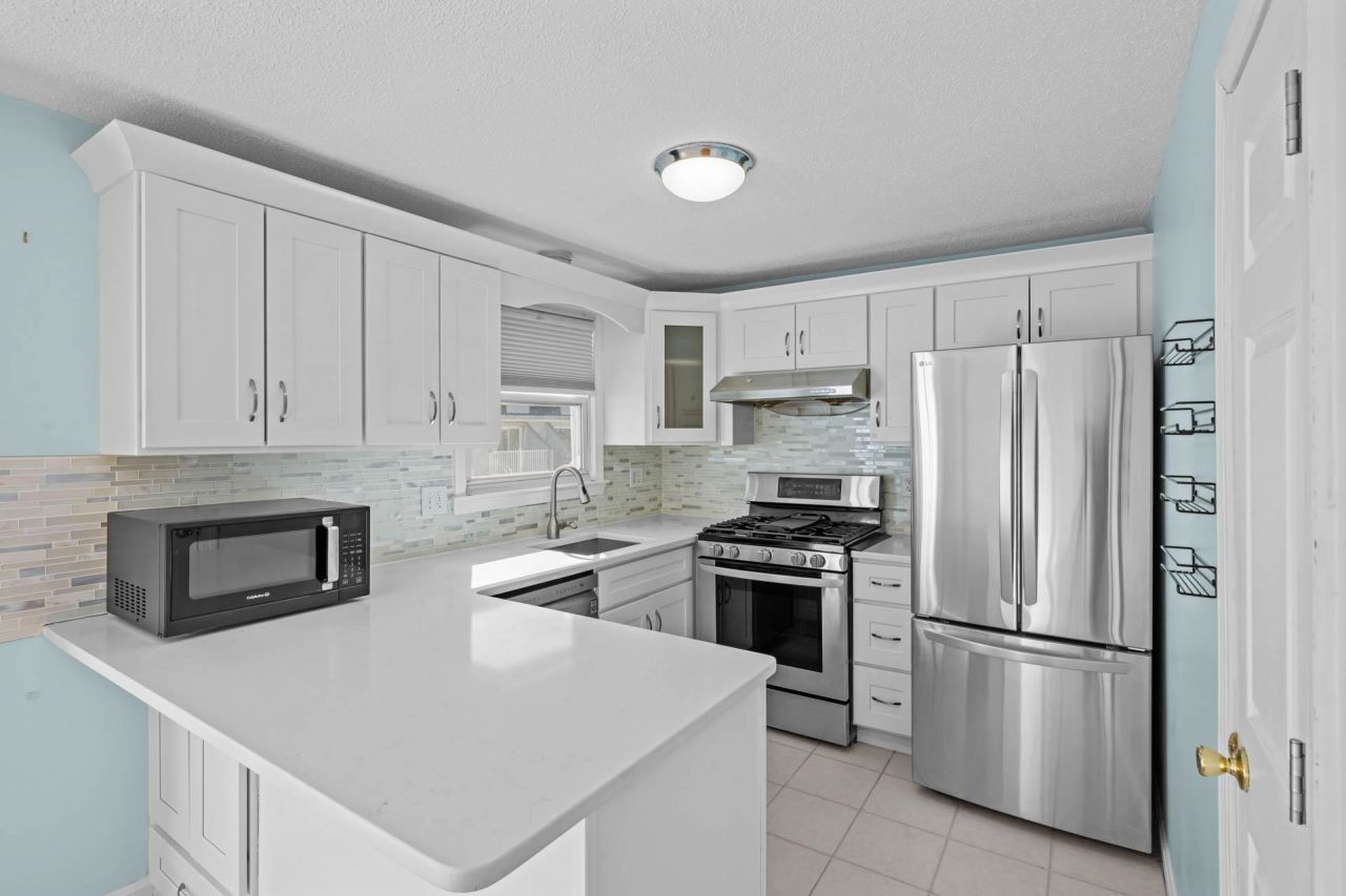 31 Bluestone Drive, Unit 31, Nashua, NH 03060 Main Photo