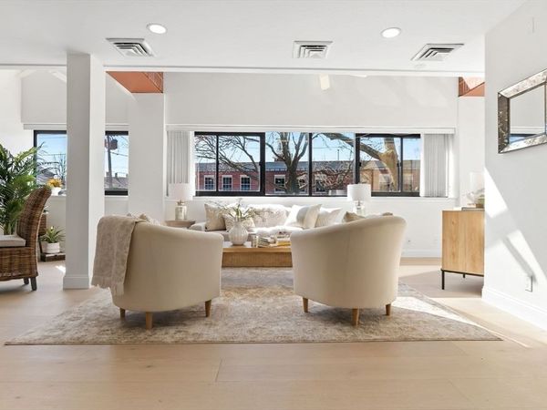 58 Merrimac St, Unit 2-5, Newburyport, MA 01950