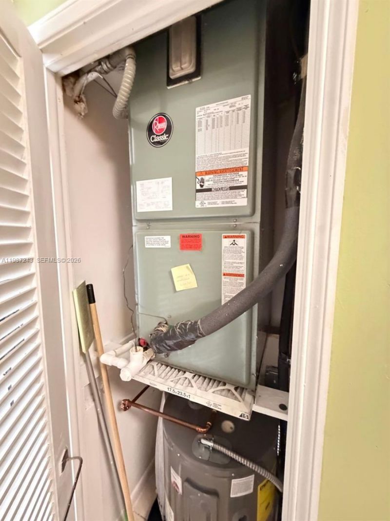 900 NE 18th Avenue, Unit 304, Fort Lauderdale, FL 33304 Photo