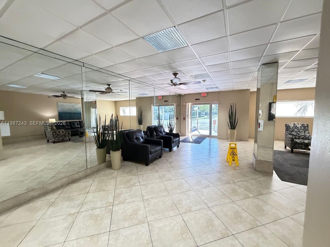 900 NE 18th Avenue, Unit 304, Fort Lauderdale, FL 33304 Photo