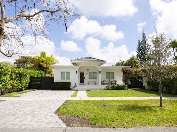 3205 SW 68th Ave , Miami, FL 33155