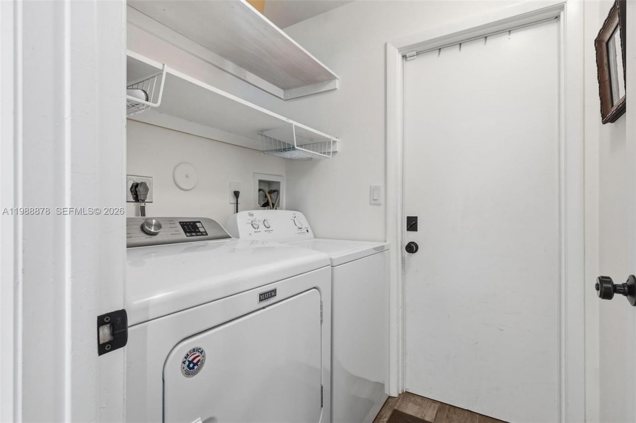 1315 Bayview Cir , Weston, FL 33326 Photo