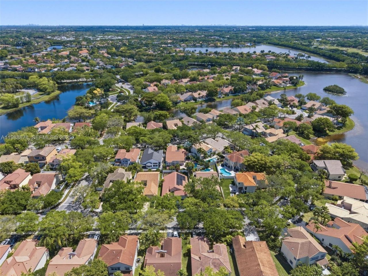 1315 Bayview Cir , Weston, FL 33326 Photo