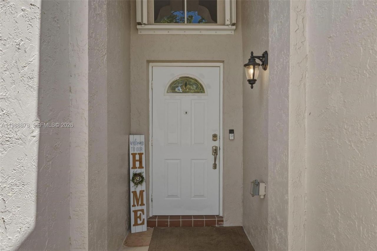 1315 Bayview Cir , Weston, FL 33326 Photo