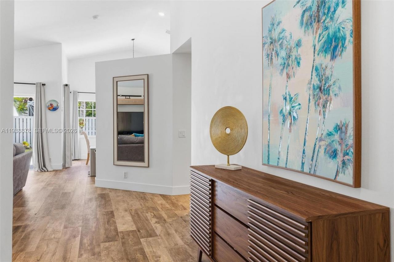 1315 Bayview Cir , Weston, FL 33326 Photo