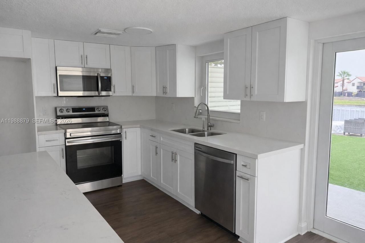 4767 SW 154th Ave, Miami, FL 33185 Photo