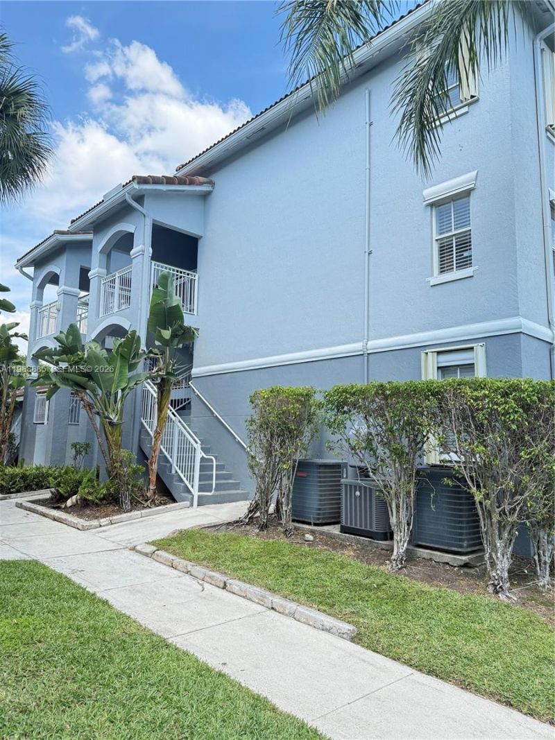 165 NW 96th Ter , Unit 3-308, Pembroke Pines, FL 33024 Photo