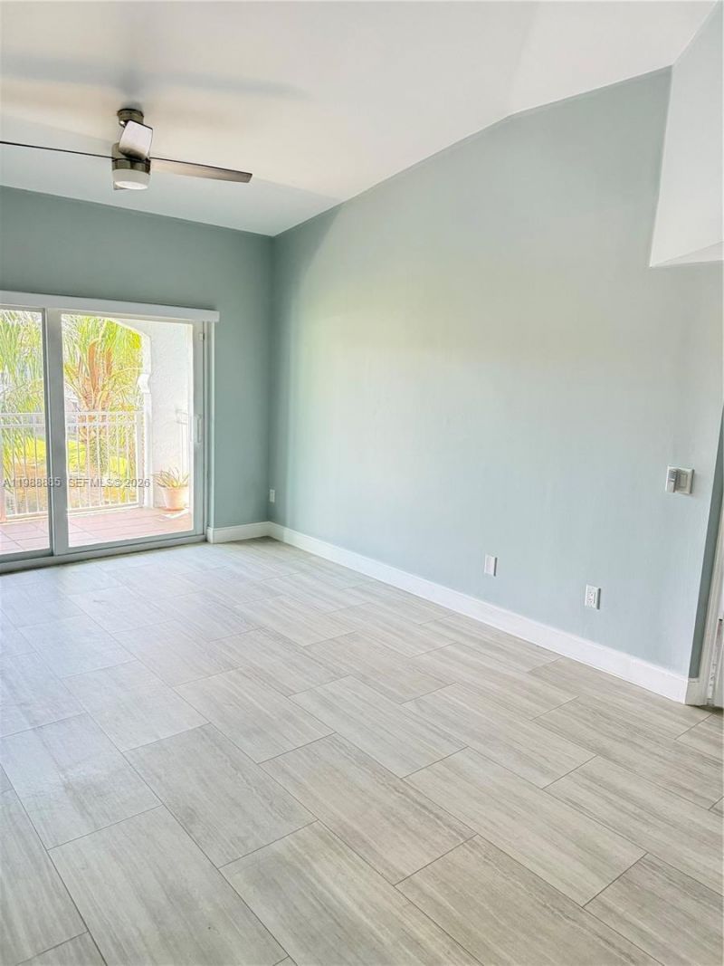 165 NW 96th Ter , Unit 3-308, Pembroke Pines, FL 33024 Photo