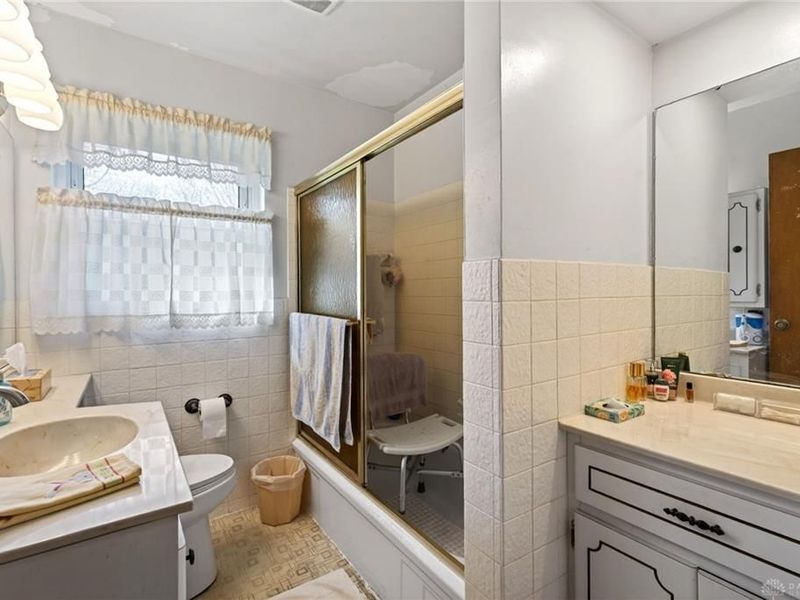 1204 Waving Willow Drive, Kettering, OH 45409 Photo 16