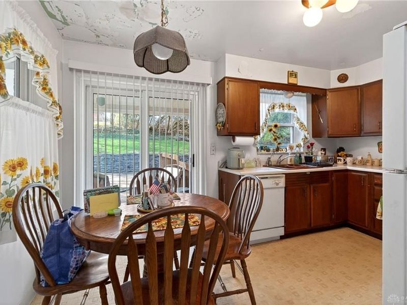 1204 Waving Willow Drive, Kettering, OH 45409 Photo 18