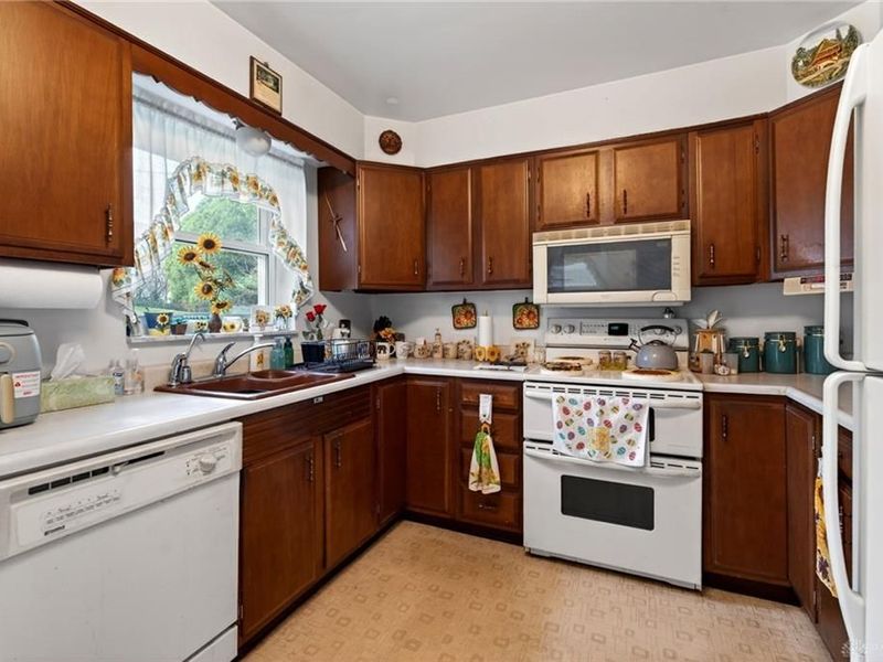 1204 Waving Willow Drive, Kettering, OH 45409 Photo 19