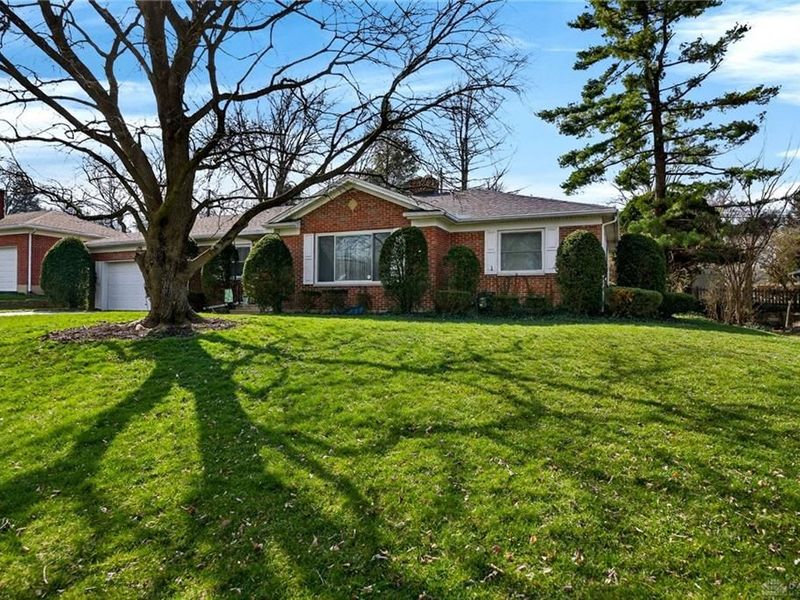 1204 Waving Willow Drive, Kettering, OH 45409 Photo 3